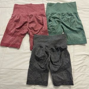 3 GYM SHORTS.